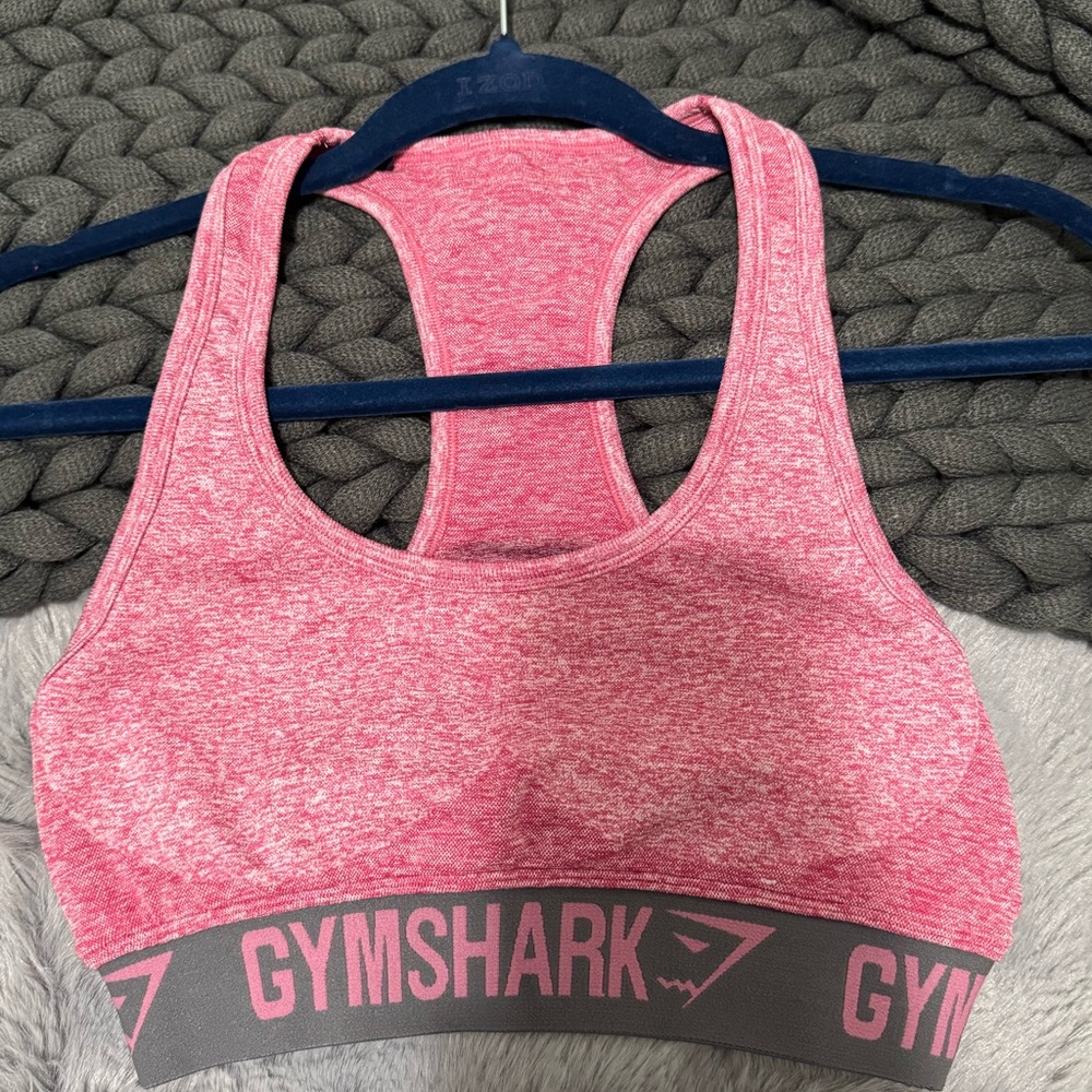 Gymshark Flex Spirts bra - Dusky Pink Marl/Charcoal 
• Medium